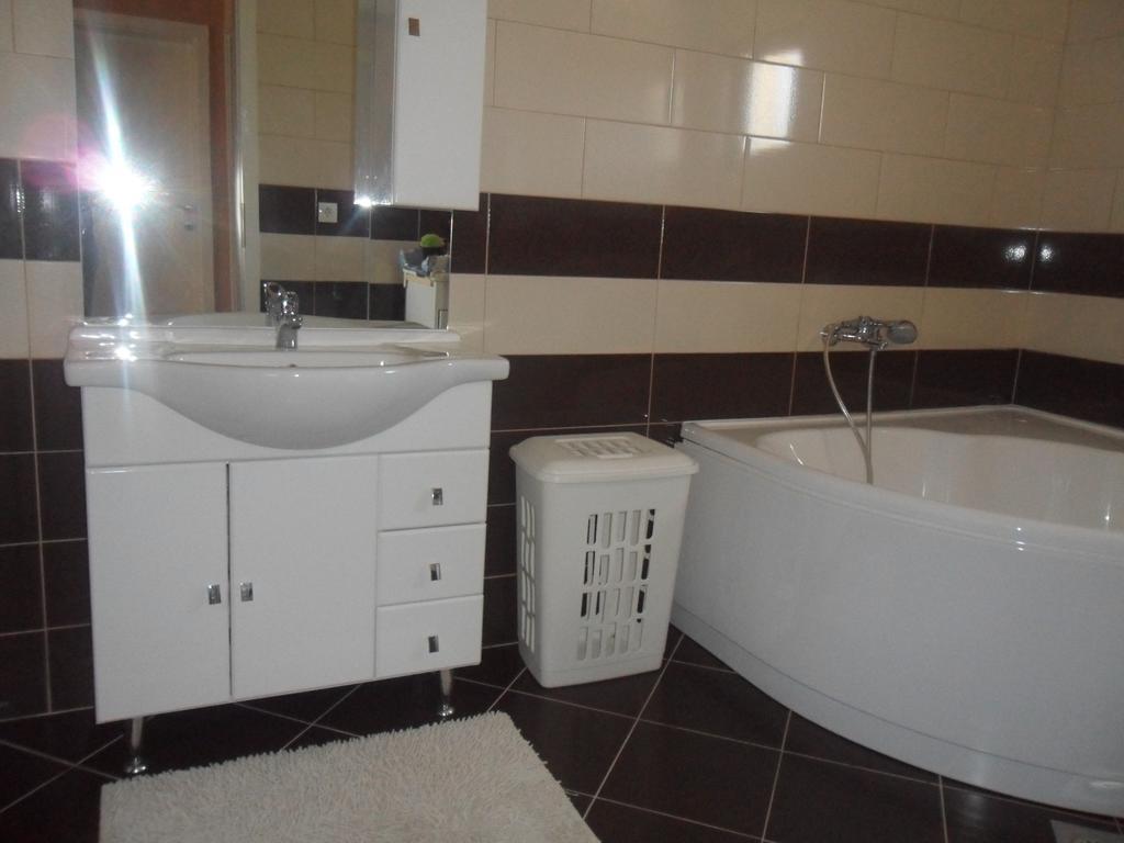 Apartman Toni Bibinje Exteriör bild